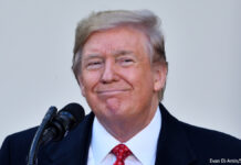 トランプ前大統領 「TRUTH Social」に”あの珍言”で復活。