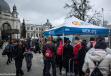 ウクライナ セレブシェフの食料支援施設が爆撃される ワールドセントラルキッチン