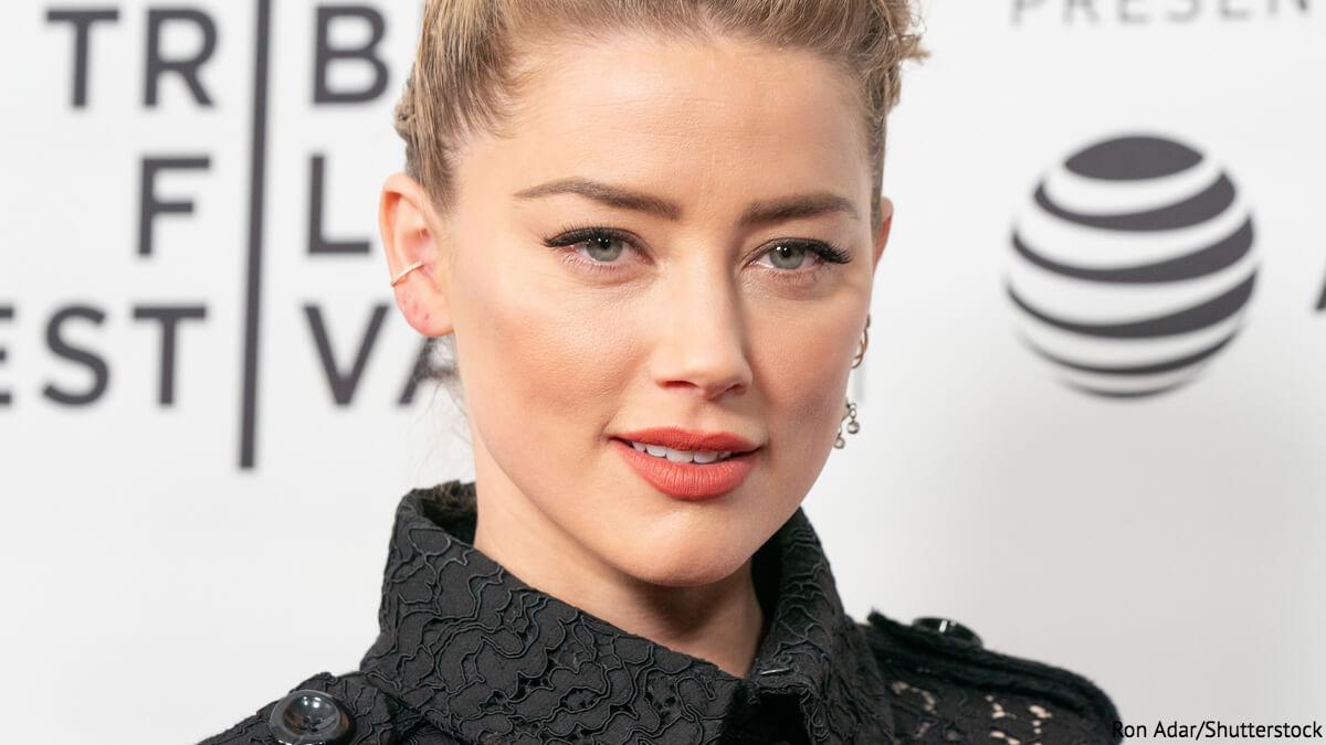 節約生活をアピール ジョニデ元妻アンバー ハード ディスカウント店でお買い物 Mashup Reporter