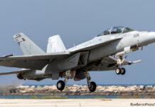 『トップガン マーヴェリック』 スーパーホーネットのレンタル料金は? スーパーホーネット トップガン