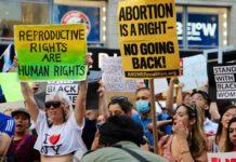 最高裁の中絶権利の判断 中間選挙への影響は?