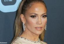 ジェニファー・ロペス「世界最悪のアイデア」スーパーボウルのハーフタイムショーの舞台裏を語る ジェニファーロペス ハーフタイム