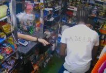 殺人か正当防衛か?ボデガ刺殺事件めぐり議論噴出