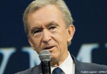 環境批判かわすため?ファッション界の帝王 プライベートジェット機レンタルに切り替え