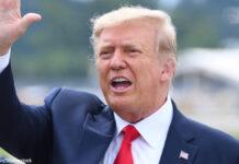 トランプ氏、次の商材は「バイブル」 ドナルド・トランプ