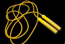 男性の膀胱に2m超のビニール縄跳び、手術で摘出