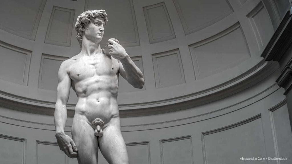 Michelangelo's David statue ダビデ像