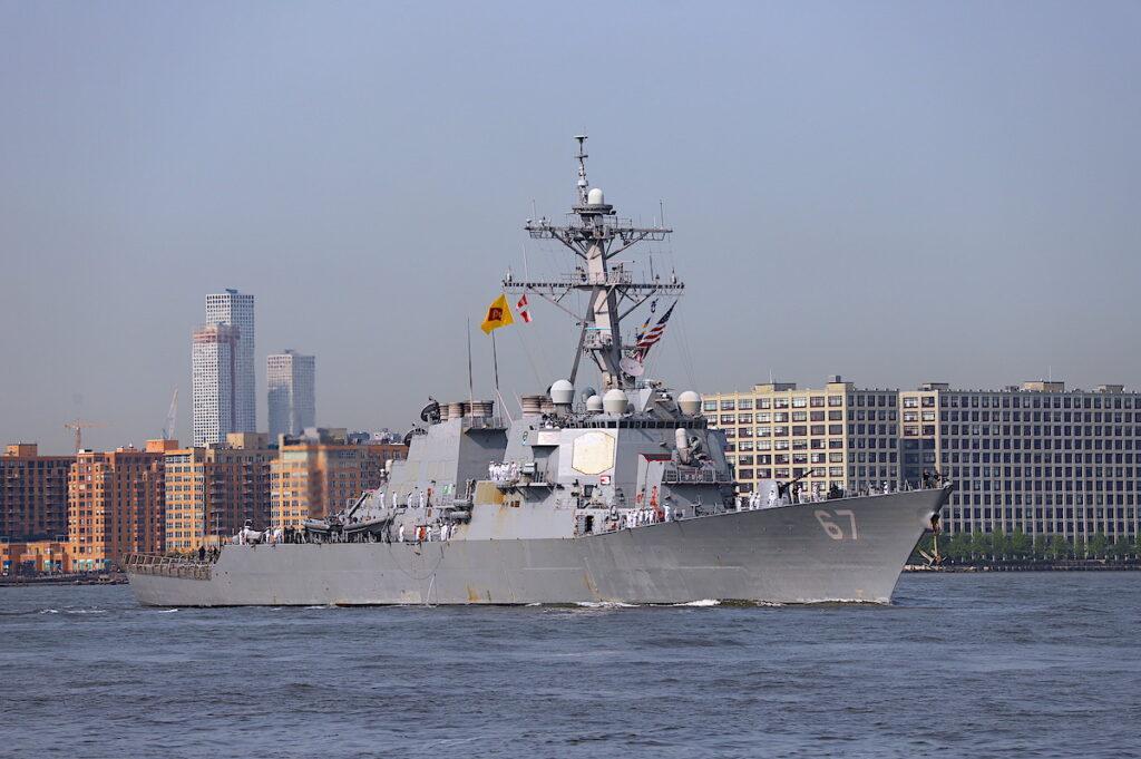 USS Cole(DDG 67)
