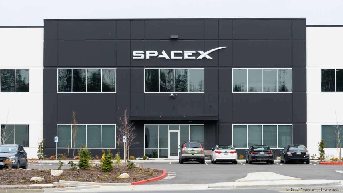 スペースX