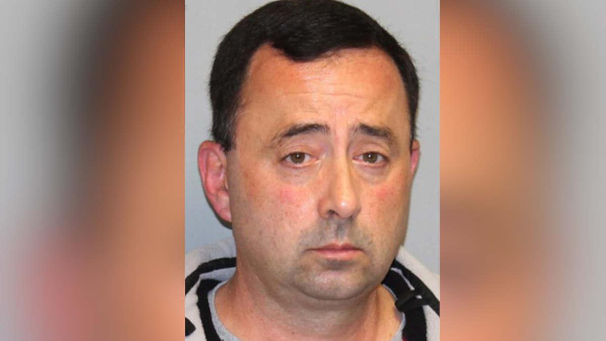 スポーツ史上最悪の性的虐待事件のドクター、刑務所で刺される