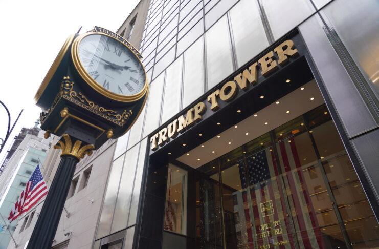 トランプの”買い物袋”の中身——取引記録(3月)を覗く trump tower