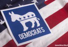 民主党パニックモード全開、党内議論はバイデン氏をいかに交代させるかに、政治アナリスト Democrat logo