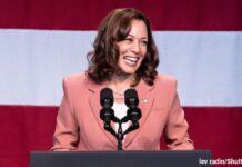 ハリス氏の「蜜月期間」いつまで続く? カマラ・ハリス 2022