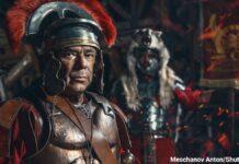 ローマ式?ナチス式?イーロン・マスク敬礼ポーズの真相は