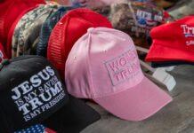 「MAGAはカルトじゃない!」イラン攻撃めぐるトランプ信者の“教義論争”