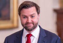 無条件降伏=交渉?JDバンスの歴史解説にツッコミ殺到