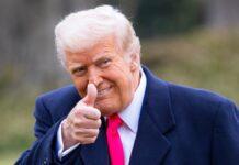 あの顔、あの唇、そしてその動き──トランプの“賛美”にネット「キモい」