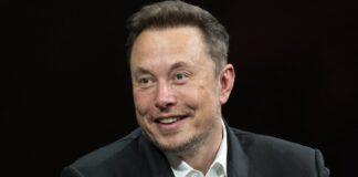 マスク、「白人男性の団結」投稿拡散で批判殺到 世界一の富豪が“被害者妄想”との声