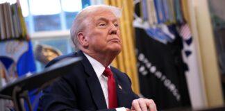 トランプ、国防生産法で除草剤生産を優先 MAGA連合に軋轢