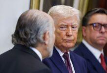 エプスタイン炎上でもトランプはラトニックを切れない?—元側近が語る二人の関係