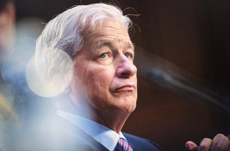 ウォール街が反撃 JPモルガンら、クリプト銀行免許巡り政府提訴を検討