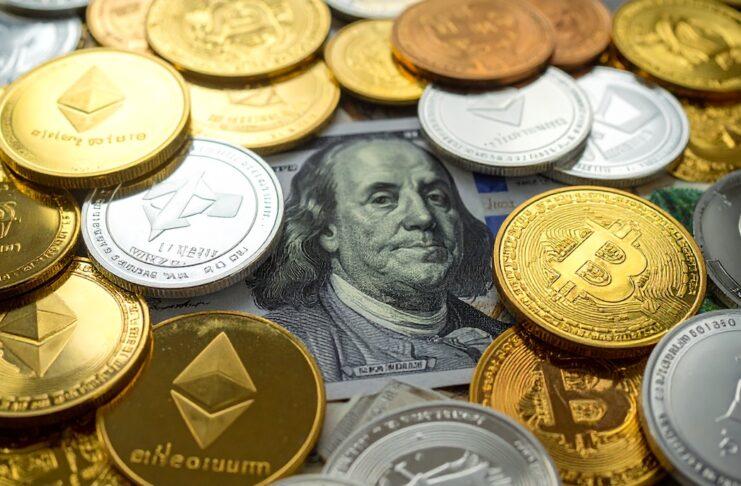 ドル流通の再設計——ステーブルコインを巡りトランプ政権と銀行が衝突