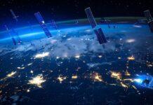 米宇宙軍「SB-AMTI」初打上げへ──SpaceX(SPCX)大型契約が始動 宇宙空間に展開する SB‑AMTI 衛星コンステレーションのイメージ